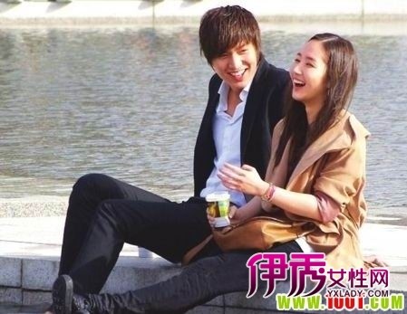  李明浩 女友朴敏英?+假戏真做情侣装大盘点