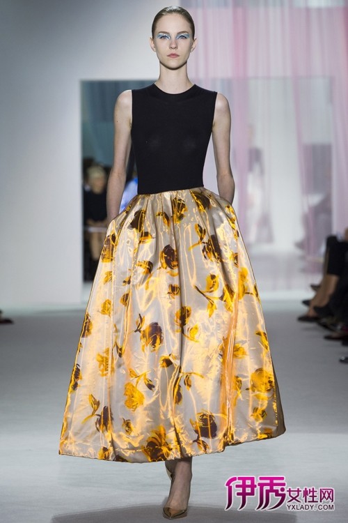 【图集】Christian Dior2013春夏时装秀 Raf Si