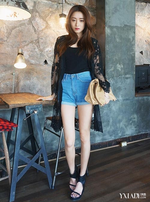 【女士穿衣<em>搭配</em>技巧】<em>夏季</em>轻薄<em>长开衫</em> 度假逛