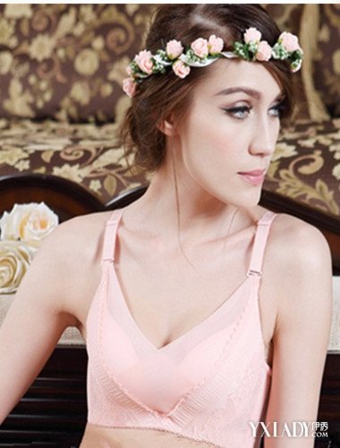 【图】女生小胸<em>穿什么样的文胸</em> 内衣的4大挑选