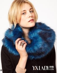 【图】女式皮草上衣如何搭配 皮草搭配显大牌