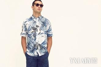 【图】<em>发型师</em>的服装搭配技巧 时尚<em>穿着</em>搭配技