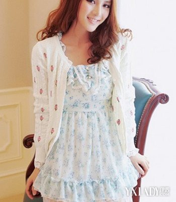 【图】<em>短款</em>毛衣<em>开衫图片欣赏</em> 3款完美<em>搭配</em>让你