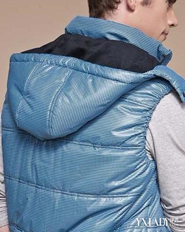 【图】蓝色小<em>马甲</em>搭配<em>要注意</em>什么? 告诉你搭配