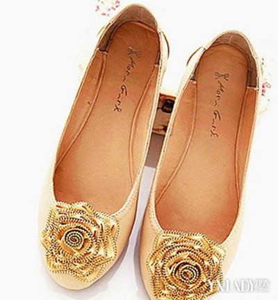 【图】漂亮的鞋子图片大全 轻巧娃娃鞋释放青