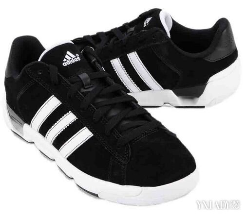 【图】阿迪达斯鞋子男跑鞋 阿迪达斯在华策略