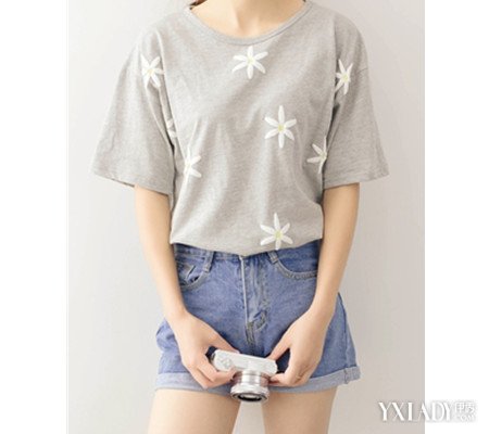 【图】<em>韩国车模</em>黄美姬<em>短裤</em>图片欣赏 4款牛仔短