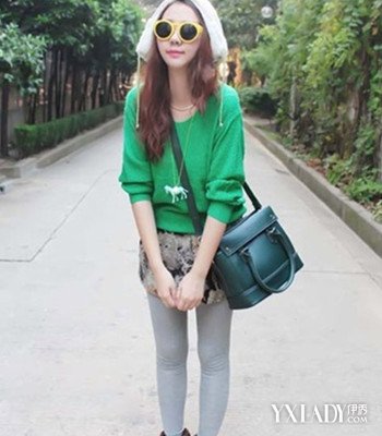 【图】女士毛衣套头短款怎么搭配 3款时尚穿搭