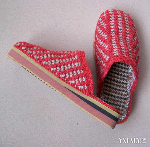 【图】双色毛线棉鞋的织法 6个步骤轻松编织毛线棉鞋