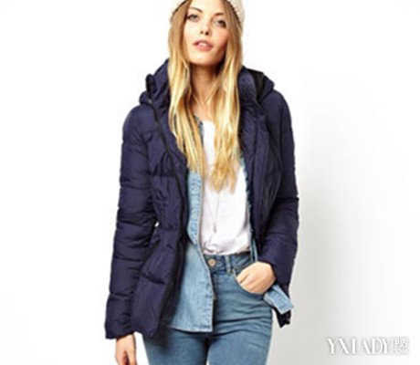 【图】羽绒服女款短款当道 掀起冬日休闲搭配