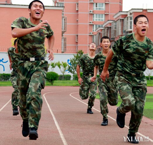 【图】武警新式作战靴 解放胶鞋将退出市场(3