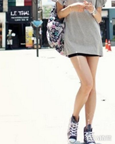 【图】运动鞋<em>高帮鞋</em>女款<em>配</em>什么裤子<em>好看</em> 青春