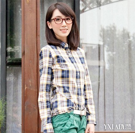 【图】四款新款女式格子棉衬衣搭配 教你简单