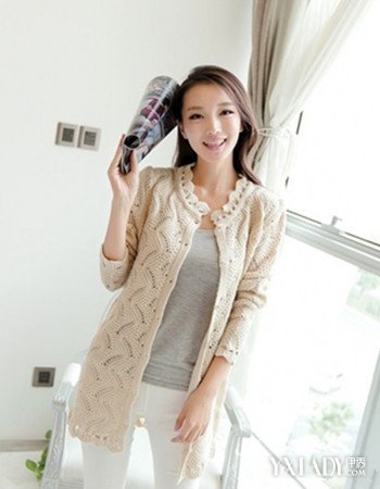 女生米色开衫搭配展示素净俗气显气质 女生米色开衫搭配展示素净俗气显气质