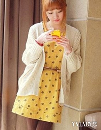 女生米色开衫搭配展示素净俗气显气质 女生米色开衫搭配展示素净俗气显气质