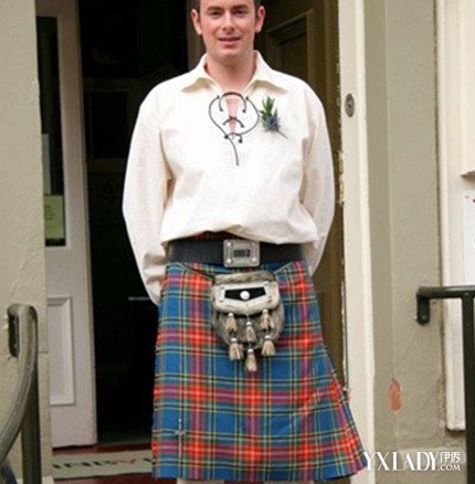 【图】苏格兰短裙如何搭配呢? 让你领略不一样