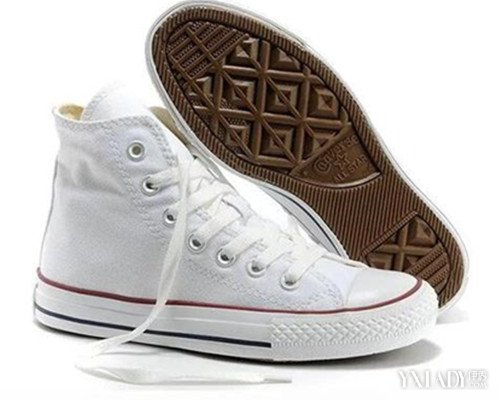 【图】牛仔吊带裙配什么鞋子? 四款让你穿出女