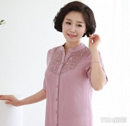 【图】中年雪纺衫短袖女夏装款式大盘点 妈妈