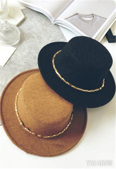 【图】英伦帽子搭配什么衣服 选对帽子打造N种