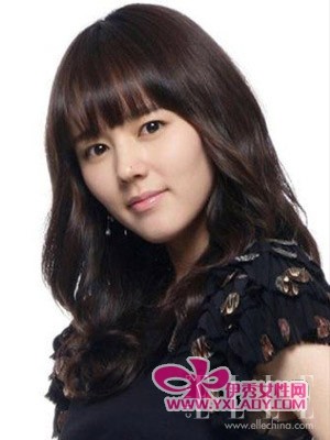 中长大卷发的发型