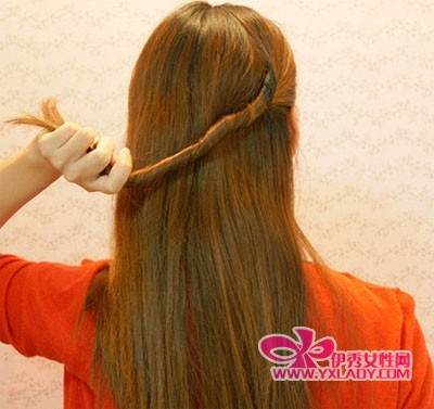 手把手<em>教</em>你简易<em>发型</em>+1分钟变<em>少女</em>