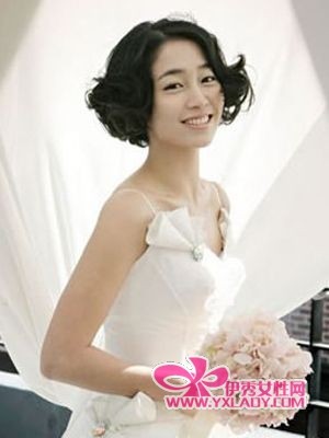 【图】韩星李敏贞示范 <em>短发新娘</em>巧用<em>发型</em>也甜