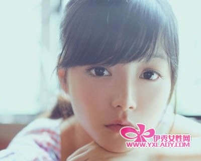 【<em>刘海发型</em>搭配】<em>斜刘海</em>修饰大脸 演绎乖巧萌