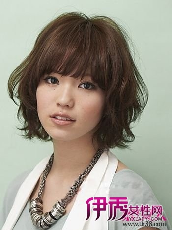 方脸女生适合的短发发型形象设计_流行发型_美