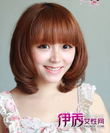 那就自己在家用卷发棒diy漂亮梨花头吧!