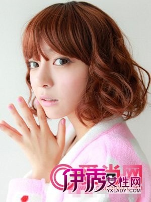 2011韩国可爱短发发型今秋美女也俏皮_流行发型