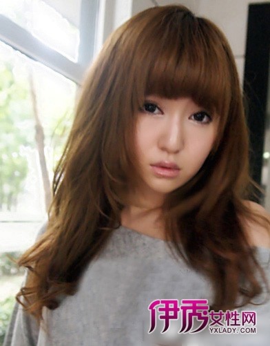 娃娃脸圆脸肉脸适合什么刘海发型_流行发型_美