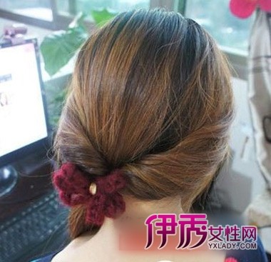 <em>直发中长发发型扎法</em>步骤图片(5)_DIY发型_美容