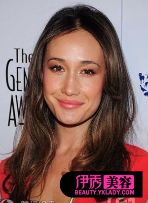 <em>长发发型</em>