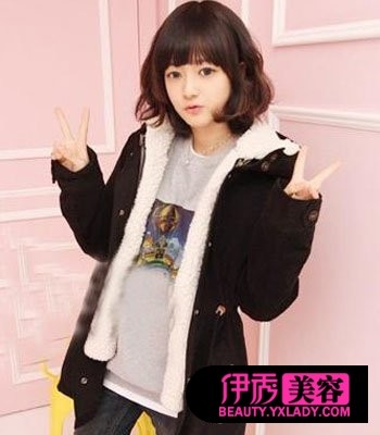 <em>中长微卷发</em> <em>女生</em>俏丽烫发<em>发型</em>(4)_流行<em>发型</em>_美