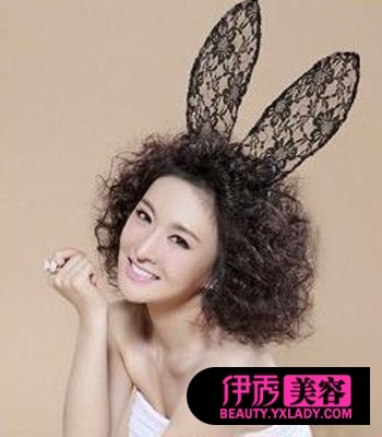 喇叭烫 卷出性感女人魅力(2)_流行发型_美容-伊