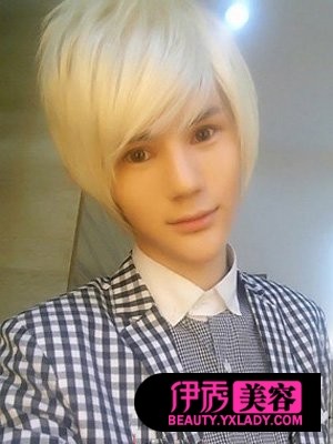 <em>非主流学生发型</em>扎法+玩转个性发型(3)