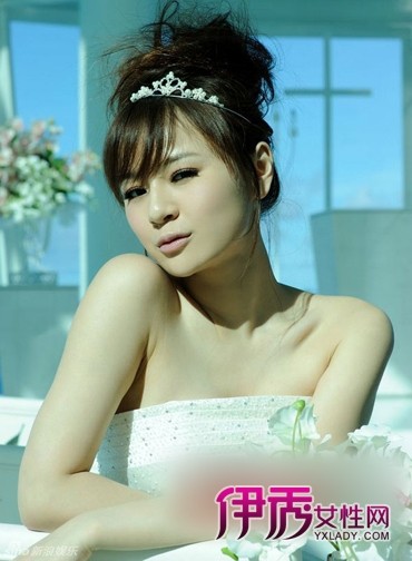 <em>美丽俏佳人</em>女主播王婧百变<em>发型设计</em>(5)_明星发