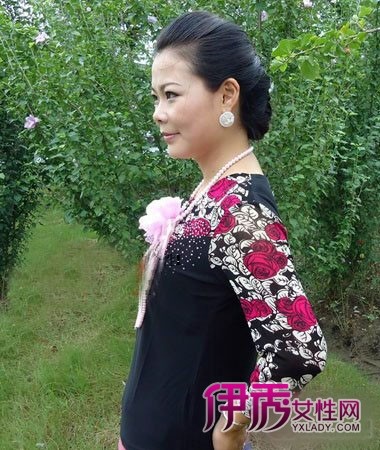 <em>40岁女人</em>适合什么<em>发型</em> 中年妇女减龄<em>发型</em>(2)_