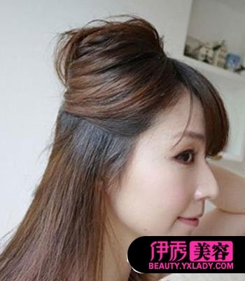 怎样扎头发<em>简单好看</em> 淑女扎发(6)_DIY<em>发型</em>_美