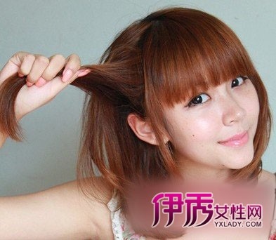 <em>简单</em>韩式<em>短发发型扎法</em> 做个<em>简单</em>甜美的公主(2