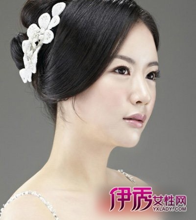 2012<em>韩国新娘发型</em> 最新精美韩式新娘发型图片
