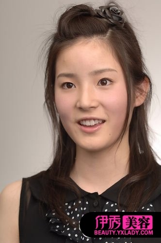 4InLove 佘诗曼发型彰显个性(8)_流行发型_美容