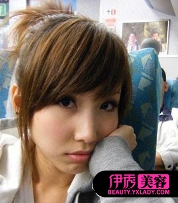 斜<em>刘海</em>-短发<em>发型图片</em>