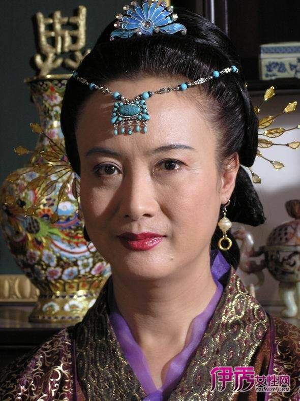  柏寒 去世 追忆50+阿姨的美好时代_潮流彩妆_