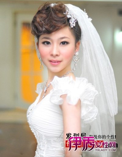 2012年最新唯美动人新娘发型(5)_流行发型_美容-伊