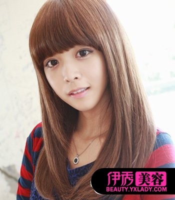 利用接发来打造出长发直发