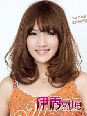 圆脸最适合的发型7款瘦脸卷发发型推荐_流行发