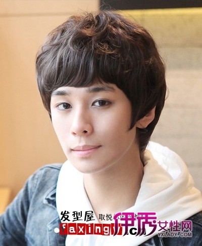 五款韩式<em>男生发型</em>图片圆形刘海添可爱_流行发