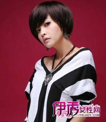 <em>头发少</em>的<em>发型</em>视频