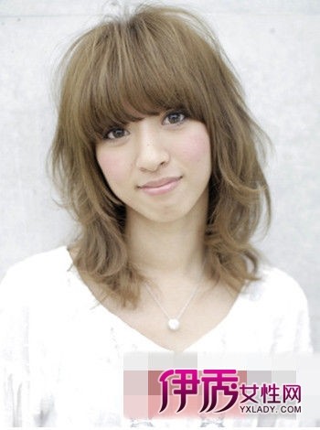 轻松<em>小脸</em> 方<em>脸女生发型设计</em>(2)_流行发型_美容